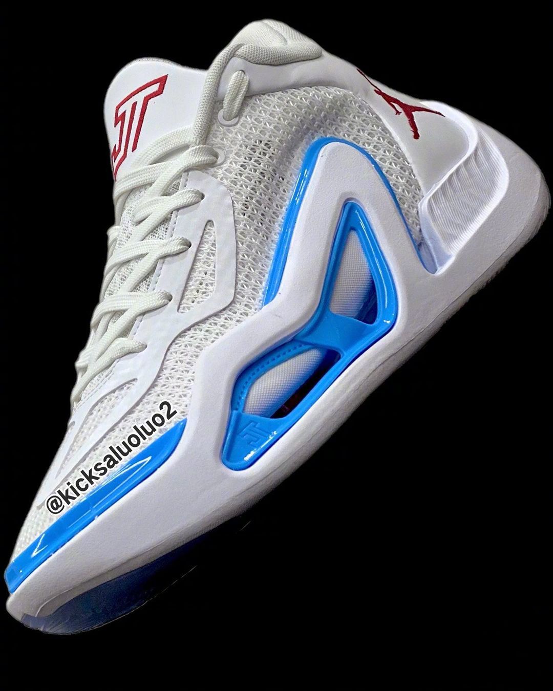 球鞋博主kicksdong曝光的塔图姆第一代签名鞋jordan