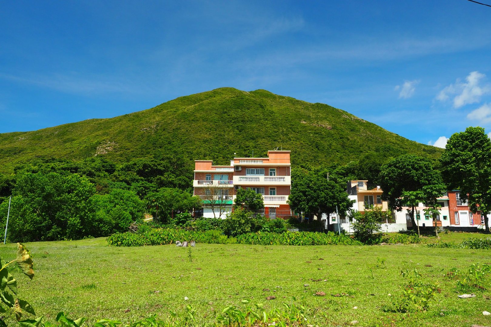 香港的农村,这个村子大约在300多年前,从广东的长乐迁徙过来