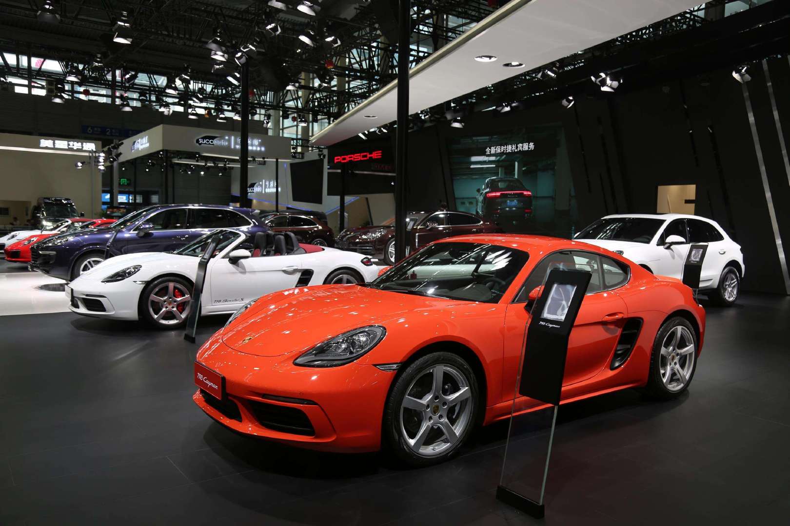 保时捷911targa4s携全家族车型亮相广州车展