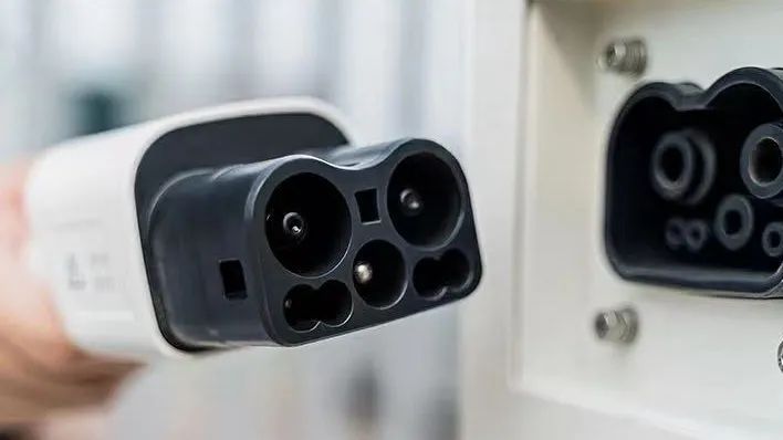 特斯拉充电标准强势铺开,为何中国标准迟迟不出?-新浪汽车