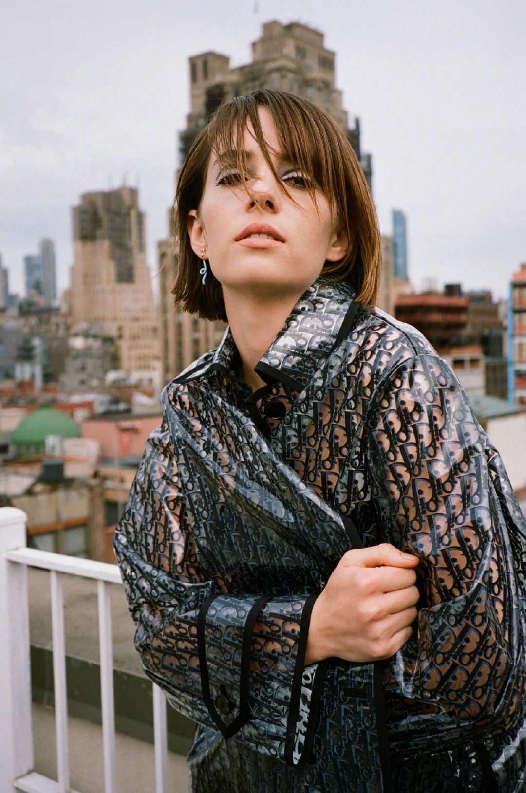 玛雅·霍克(maya hawke)为《 interview》杂志2021年5月号……_高清