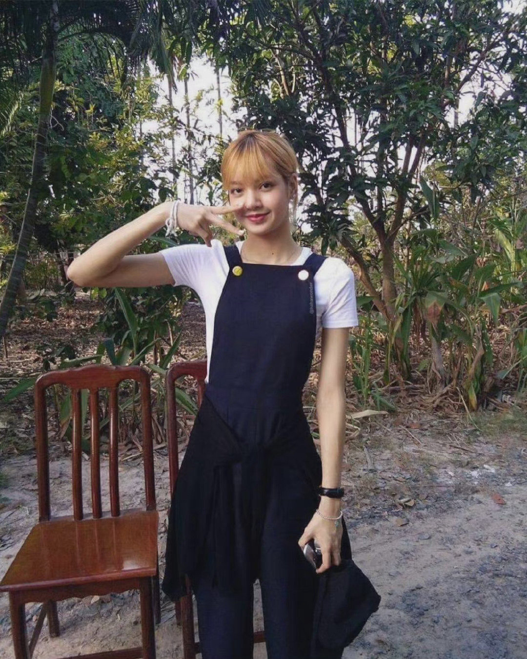 lisa出道初期旧照有,家人们咱就是说真的很好看啊家人们!