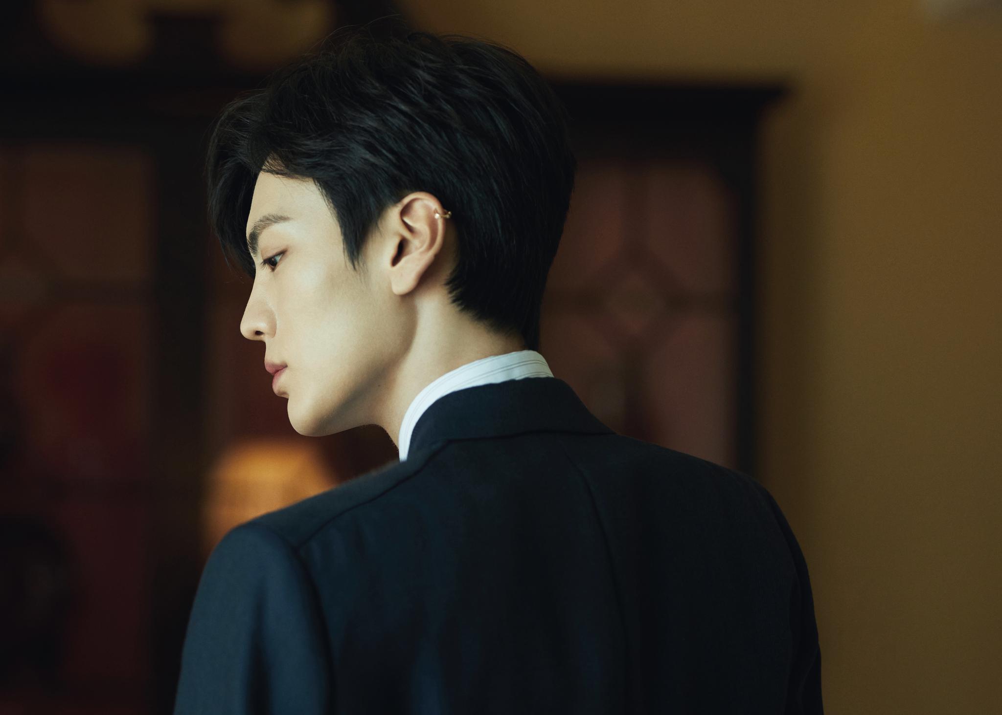 化身秋日男友,被回眸杀帅到了