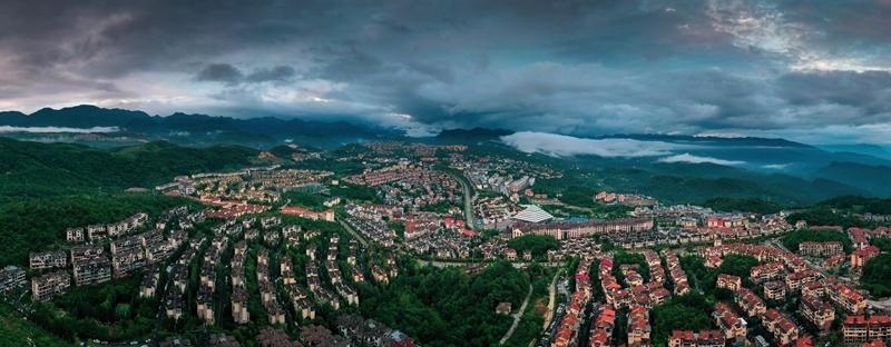 市武隆喀斯特旅游产业(集团)有限公司承办单位:重庆市武隆区喀斯特