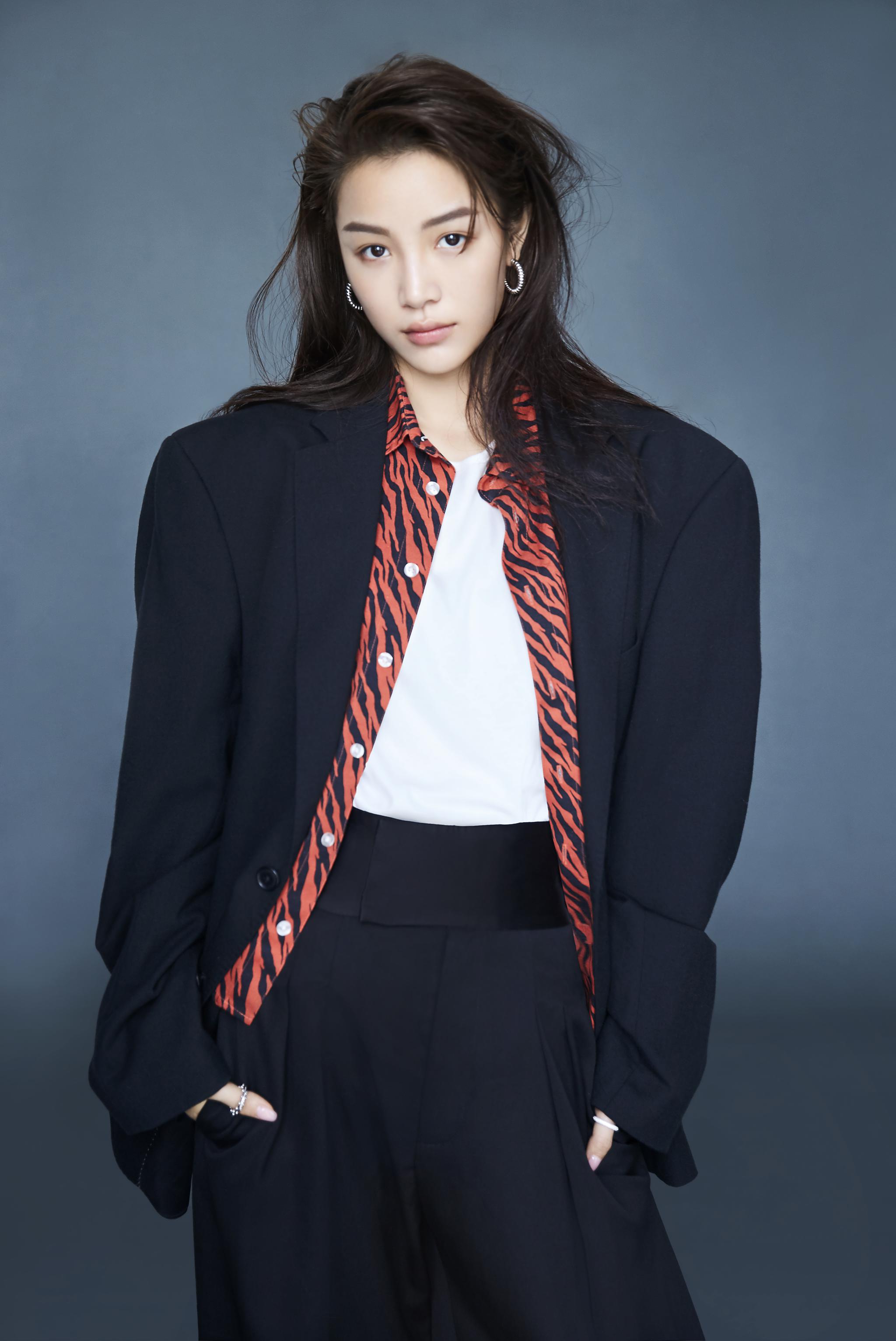 欢娱影视演员张楠zz最新质感大片曝光