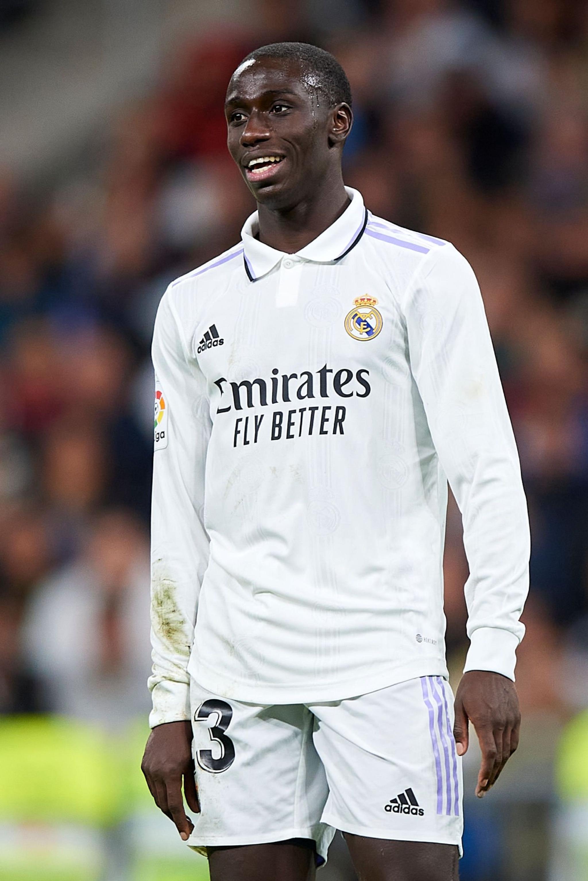 tomás gonzález-martín:皇马没有考虑延长费兰门迪的合同……|皇马