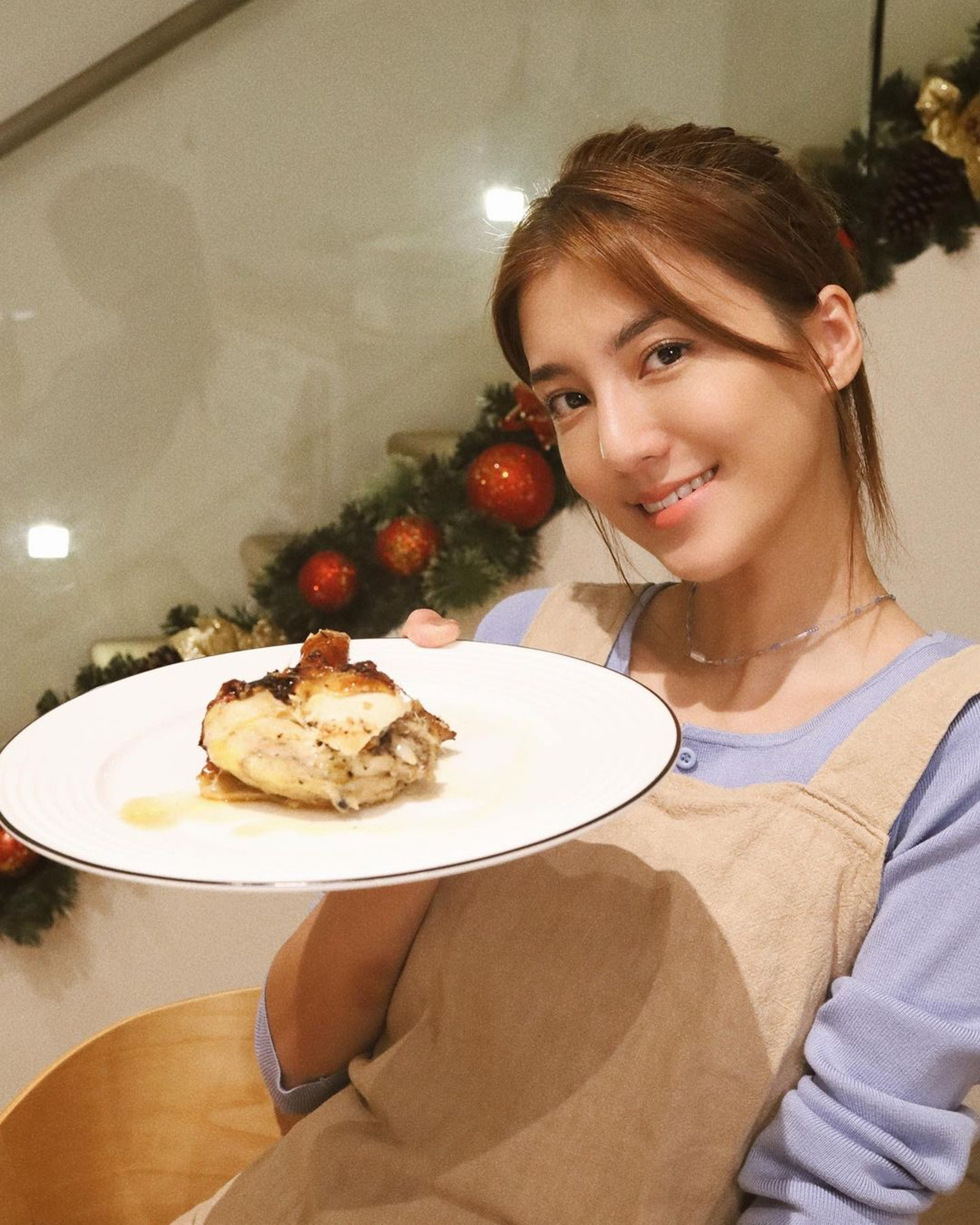 待嫁豪门!港媒曝吴千语搬入3000万爱巢,内景布置很温馨