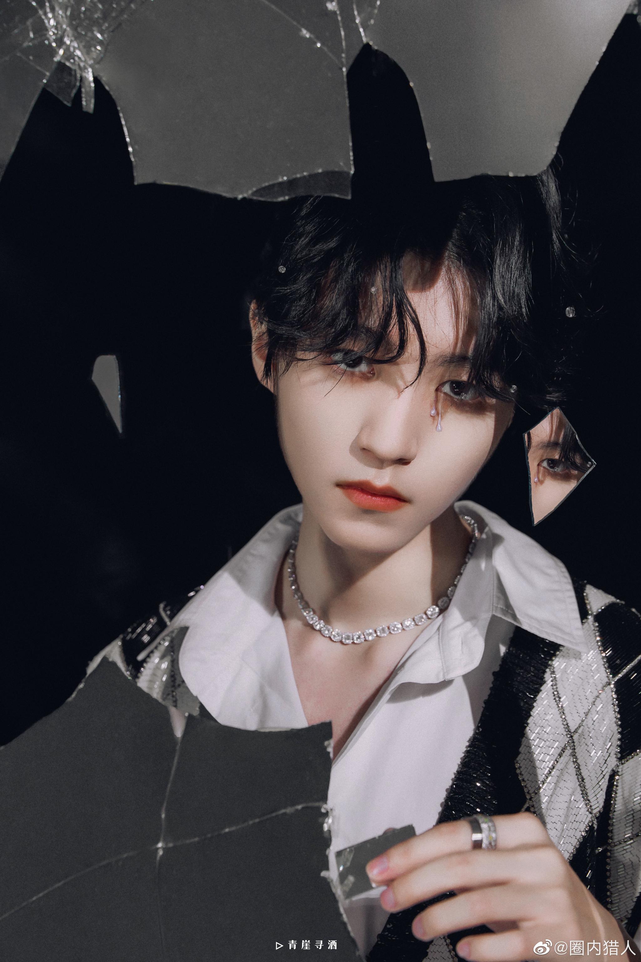 王俊凯tmagazine九月刊封面释出这是2020年第十二刊了