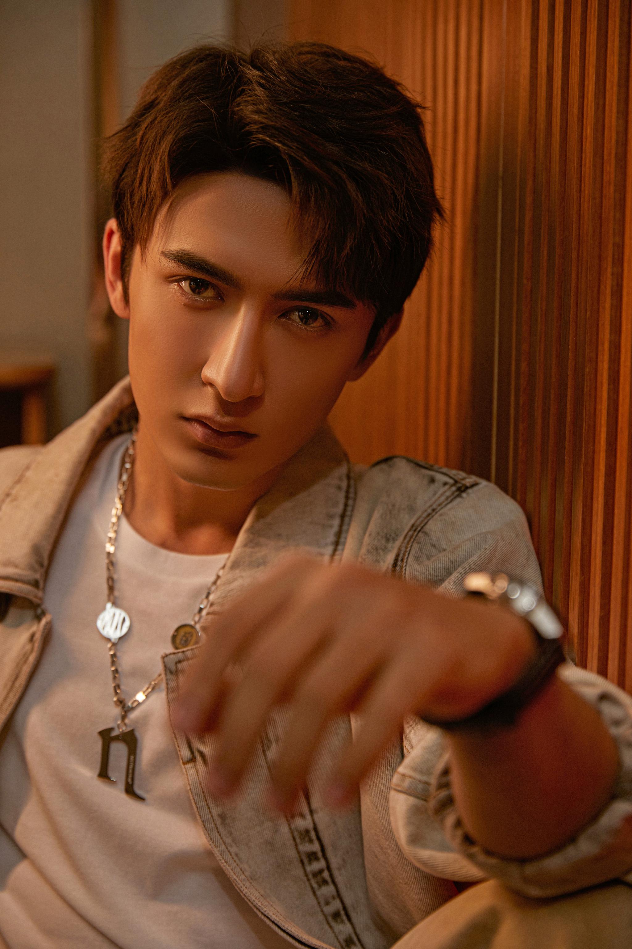 欢娱影视演员@米热merxat 参加2020腾讯视频doki人气舞台