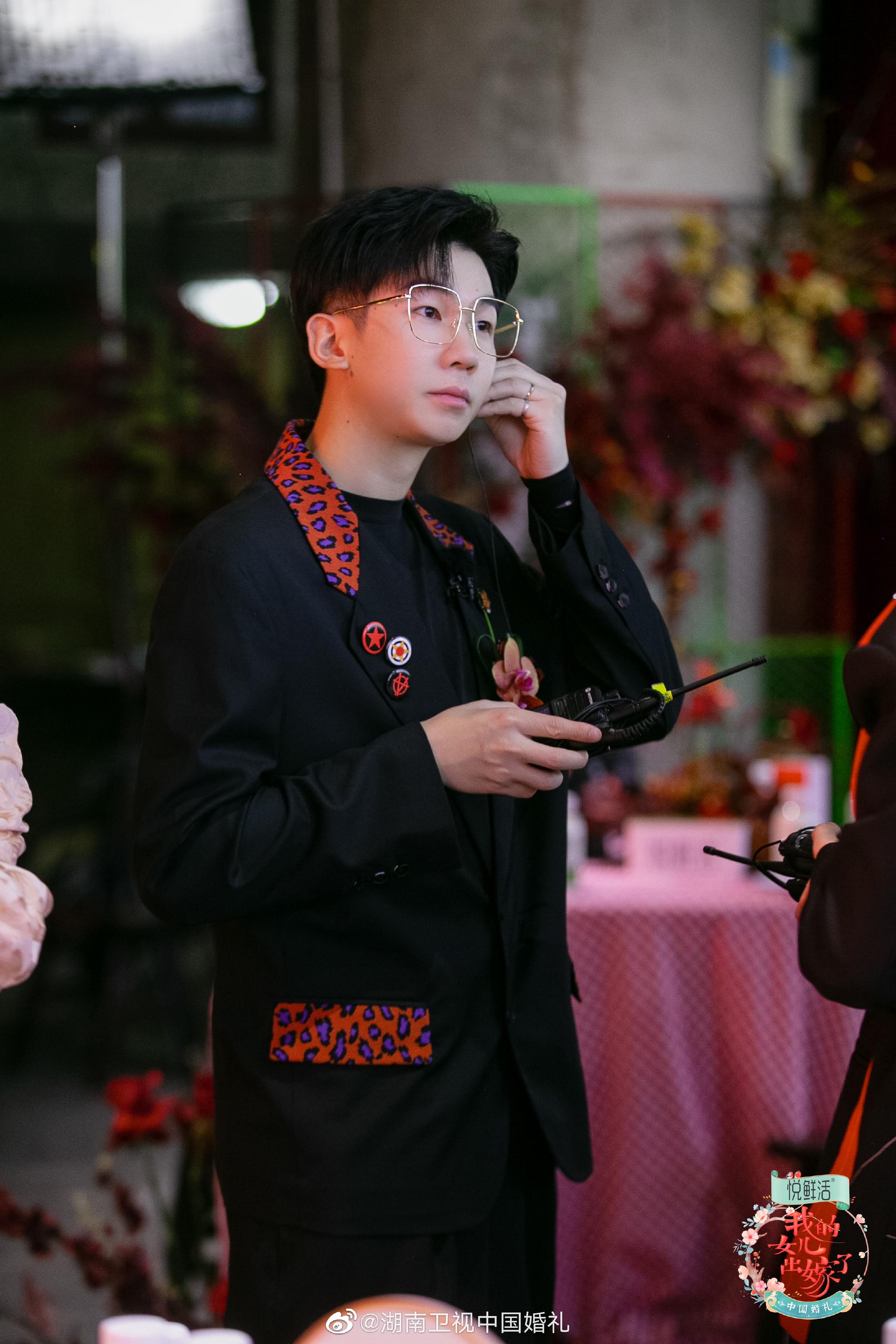 福将白举纲最新剧照来袭