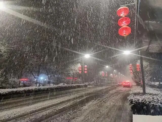 下着大雪打着雷河南郑州等地出现雷阵雪正月打雷真不好吗