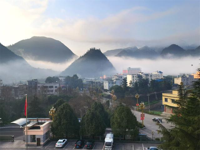 富源黄泥河集镇云海如画来