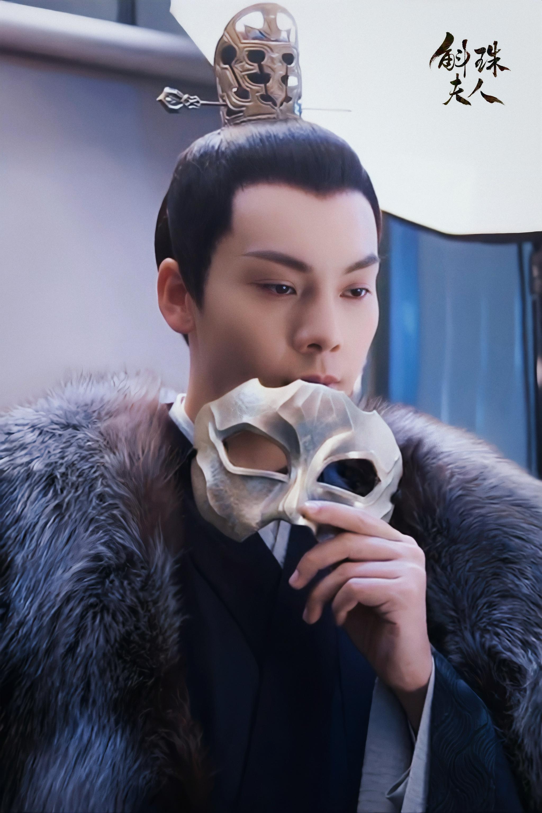 陈伟霆新剧剧照,落泪情绪感海报!好有感觉的说!__财经头条