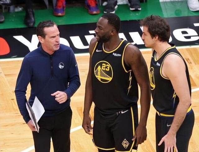 我骂我自己?格林:绝大多数人都是角色球员,做不好就赶紧滚蛋!休闲区蓝鸢梦想 - Www.slyday.coM 我骂我自己?格林:绝大多数人都是角色球员,做不好就赶紧滚蛋!休闲区蓝鸢梦想 - Www.slyday.coM