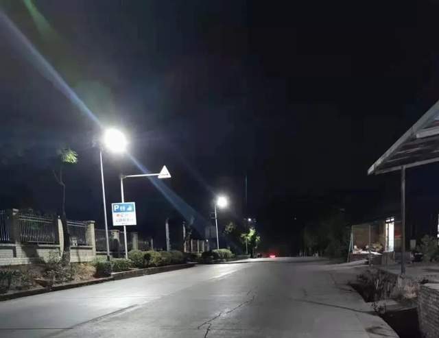 亮了!永安这个乡镇的道路装上路灯了__财经头条