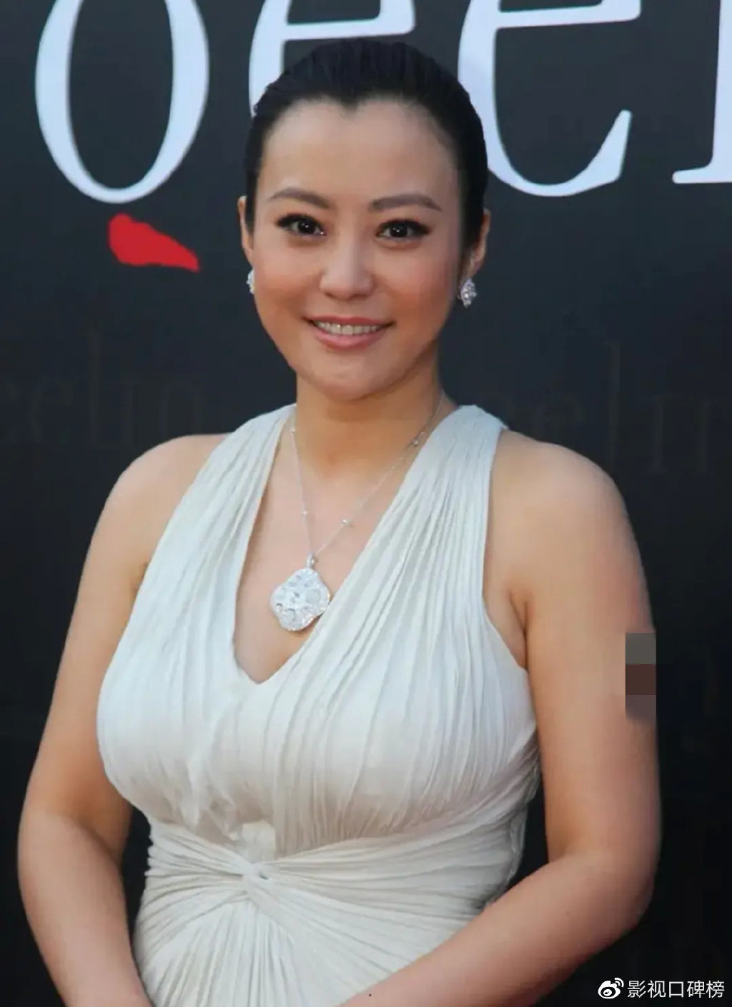 郝蕾暴瘦了!经历两段失败婚姻的她,新男朋友的为人受到质疑|郝蕾|男朋友|李光洁_新浪新闻