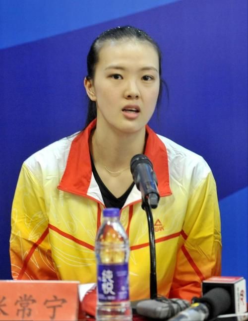 张常宁的故事：因长得漂亮被批评，女排唯一拍成人杂志的运动员休闲区蓝鸢梦想 - Www.slyday.coM