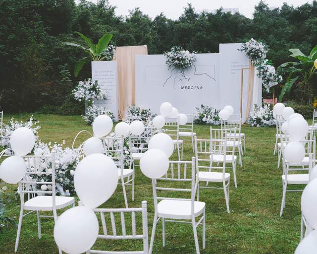 重庆婚礼分享丨小型简洁温馨森系草坪婚礼