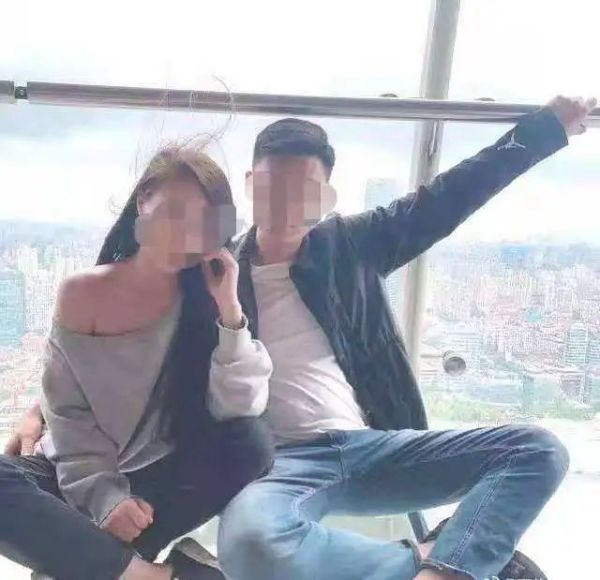 重庆姐弟坠亡案两被告人聊天记录曝光冲上热搜,网友:背后发凉休闲区蓝鸢梦想 - Www.slyday.coM 重庆姐弟坠亡案两被告人聊天记录曝光冲上热搜,网友:背后发凉休闲区蓝鸢梦想 - Www.slyday.coM