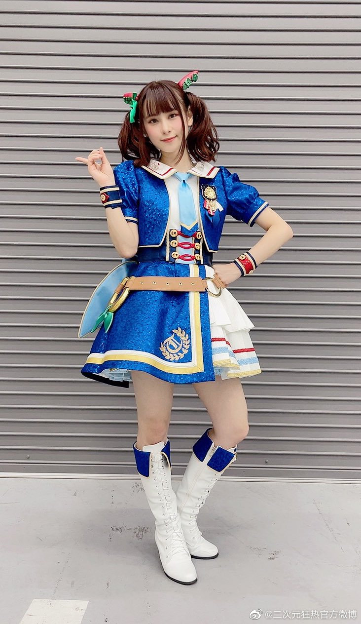 赛马娘中优秀素质的声优前田佳织里新发了张前段时间3rd