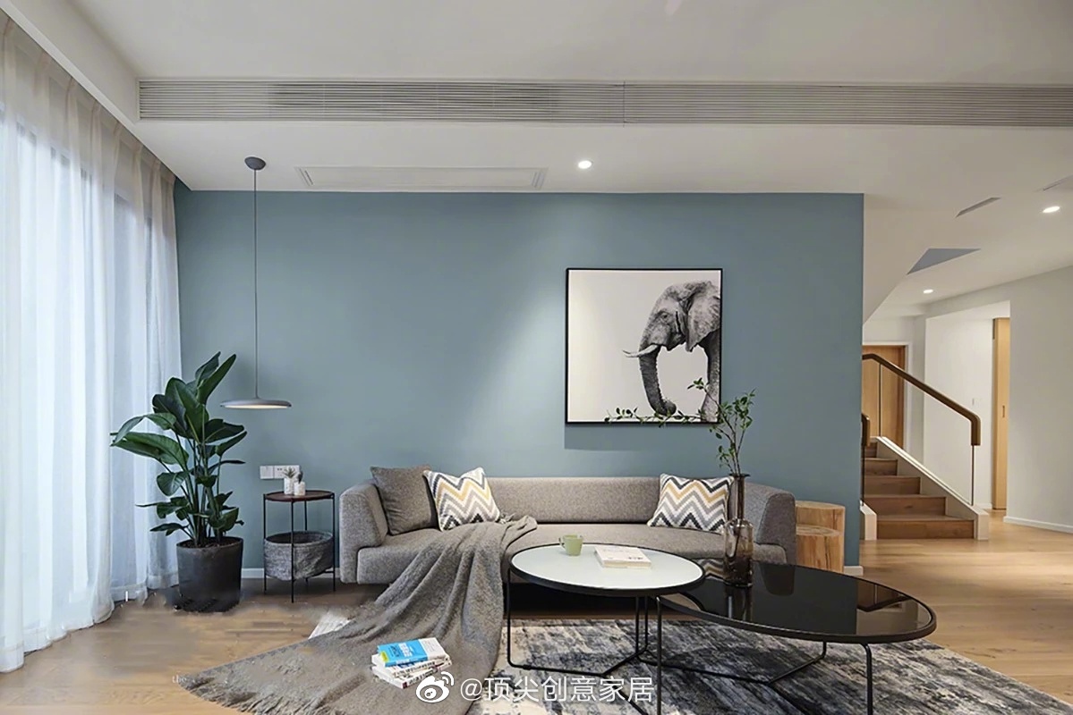 蓝绿色治愈系家居风格给人平静安全有格调的感觉