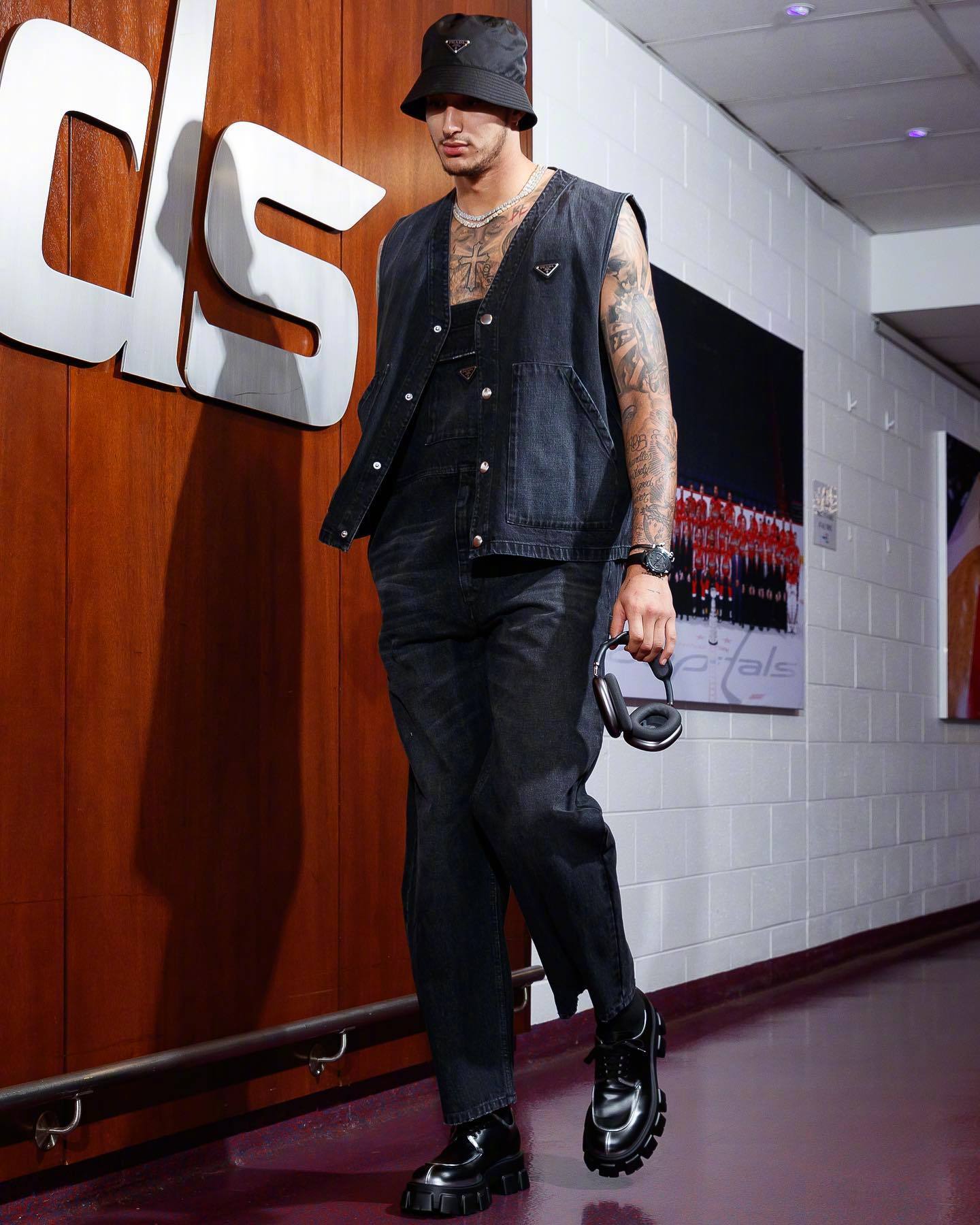 库兹马穿衣分享,各种风格他都能驾驭!_高清图集_新浪网