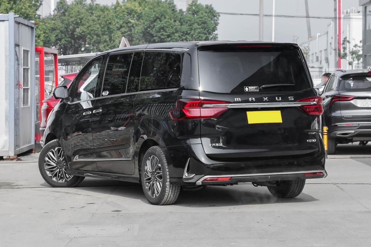 标配2.0t 8at,车高近2米,带你看上汽大通maxus g20