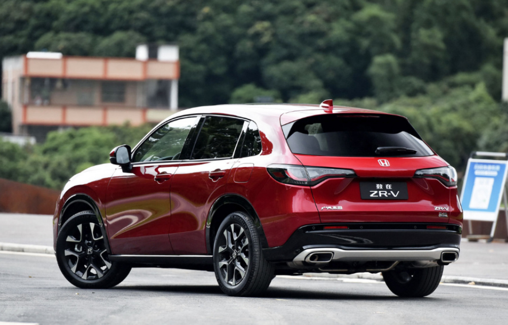 老对手再相逢，本田ZR-V对比丰田锋兰达，谁更超值？