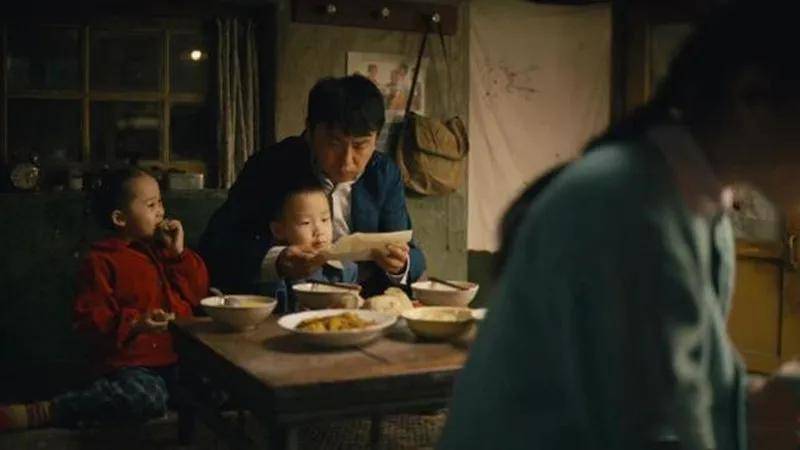 人世间:兄妹情变“伪骨科”,冯玥恋上表哥周楠,追随他考上清华休闲区蓝鸢梦想 - Www.slyday.coM 人世间:兄妹情变“伪骨科”,冯玥恋上表哥周楠,追随他考上清华休闲区蓝鸢梦想 - Www.slyday.coM