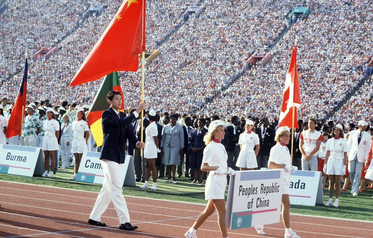 1952年奥运会:中国代表团错过开幕式,张长禄担任闭幕式旗手