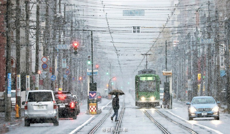 生活 北海道多地迎来初雪 11月4日