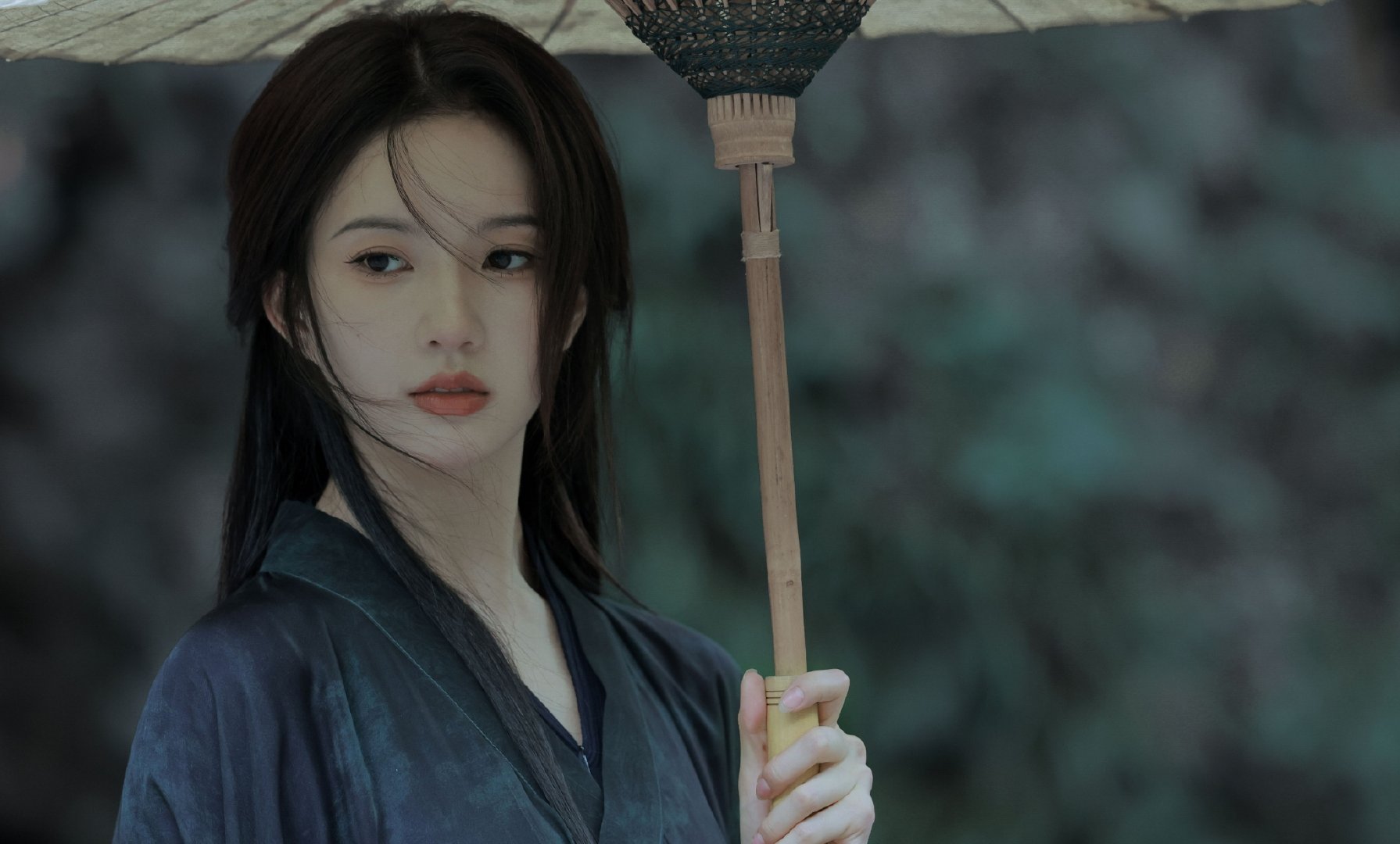 刘些宁最新古风图也太美了吧!_高清图集_新浪网