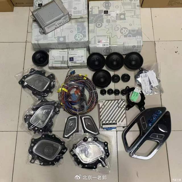 新款奔驰glc升级前排原厂座椅通风和柏林全套音响