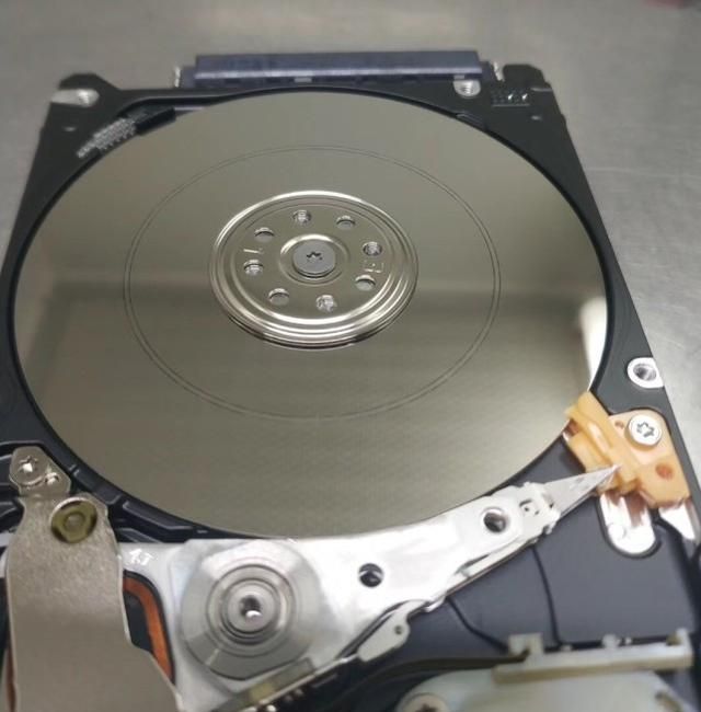 电脑硬盘故障怎么修复