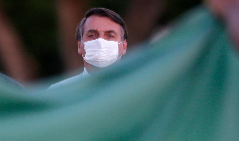 巴西总统因没打新冠疫苗，被餐厅拒之门外，无奈纽约路边吃披萨休闲区蓝鸢梦想 - Www.slyday.coM