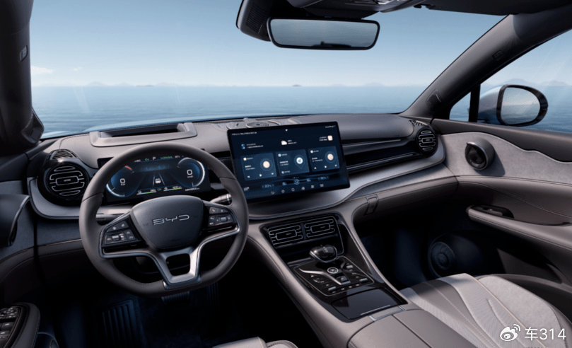 大五座旗舰电动SUV的决赛圈，新摩卡DHT-PHEV对比护卫舰07