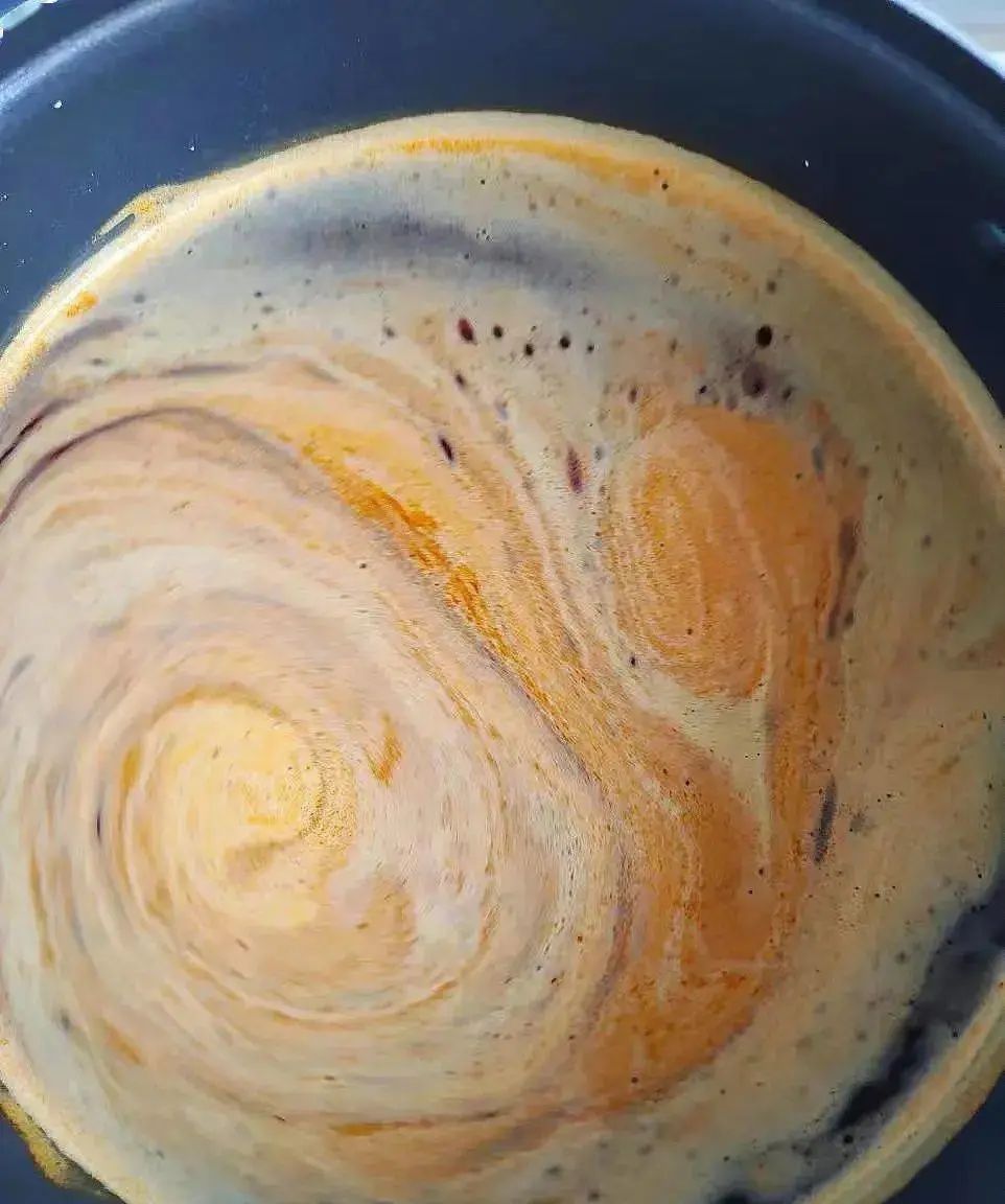 哈哈哈哈~下大雨坚持出门散步的柴犬和被震惊到的柯基!休闲区蓝鸢梦想 - Www.slyday.coM 哈哈哈哈~下大雨坚持出门散步的柴犬和被震惊到的柯基!休闲区蓝鸢梦想 - Www.slyday.coM