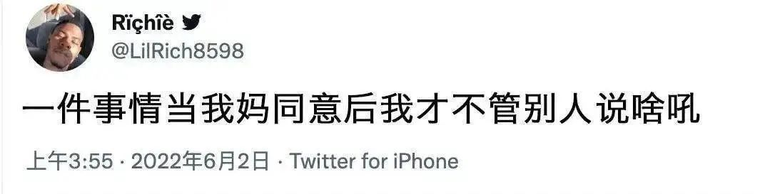 哈哈哈哈~下大雨坚持出门散步的柴犬和被震惊到的柯基!休闲区蓝鸢梦想 - Www.slyday.coM 哈哈哈哈~下大雨坚持出门散步的柴犬和被震惊到的柯基!休闲区蓝鸢梦想 - Www.slyday.coM