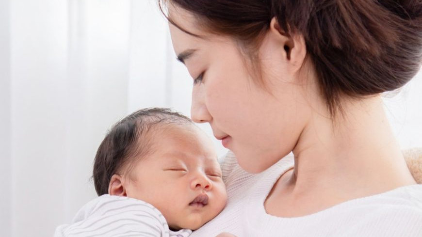 新生儿一般几个小时喂一次奶？