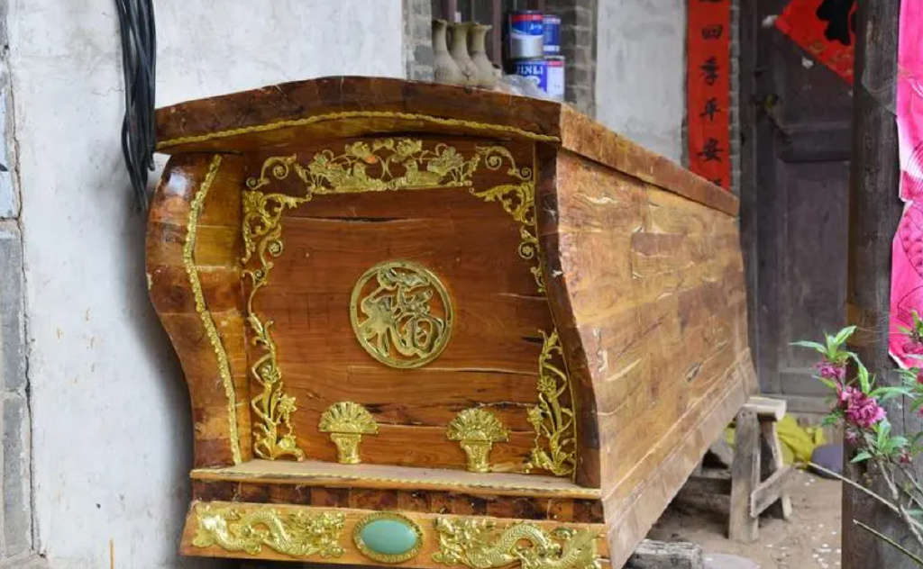 为什么棺材会一头高一头低一头大一头小每个人都应该了解