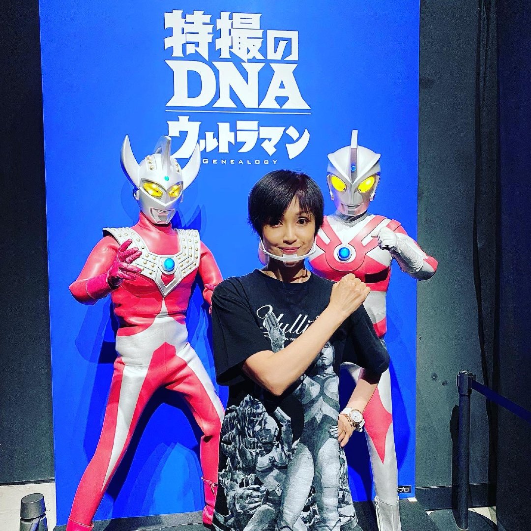 荻原佐代子出席 特摄的dna 展特别talkshow