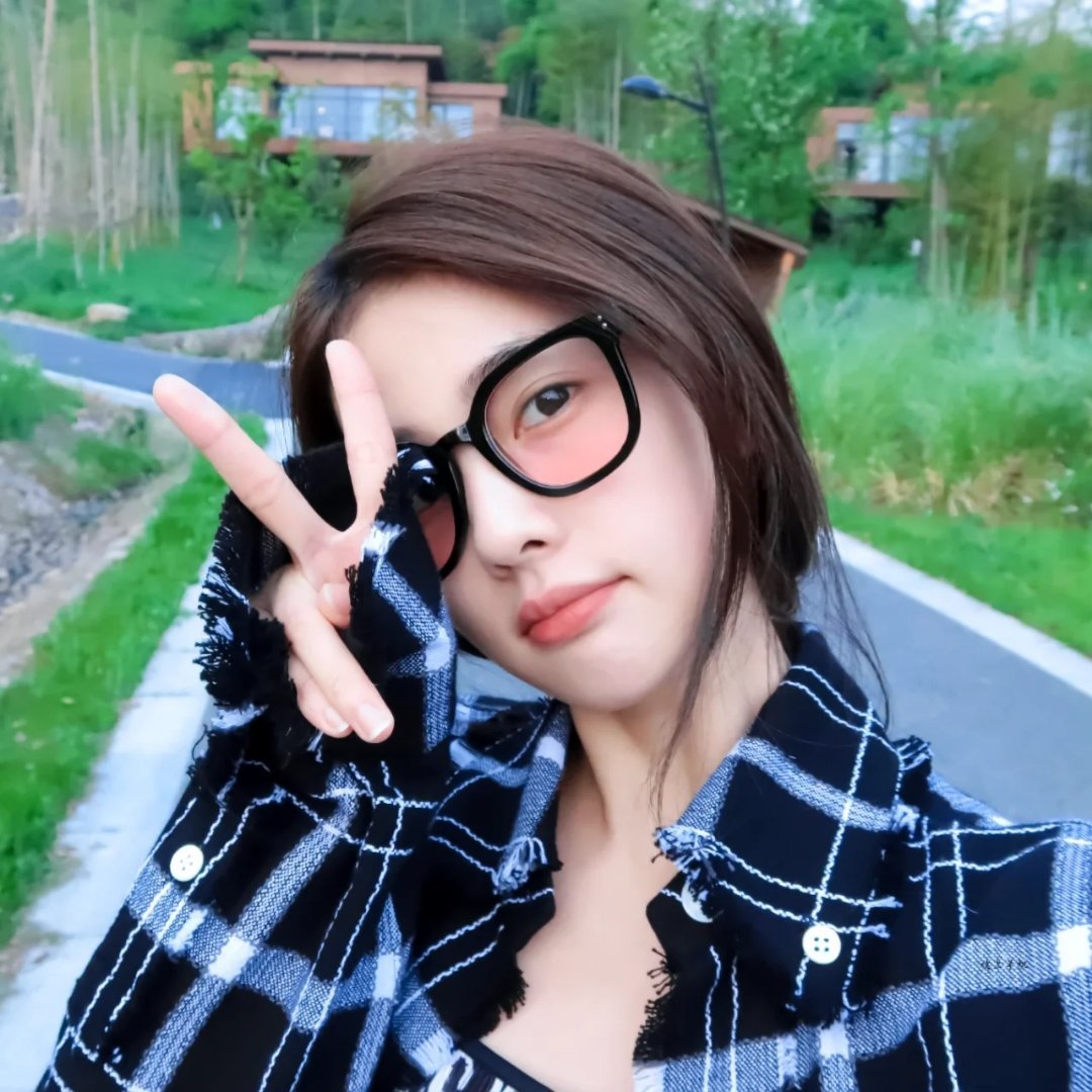 白鹿头像美颜暴击