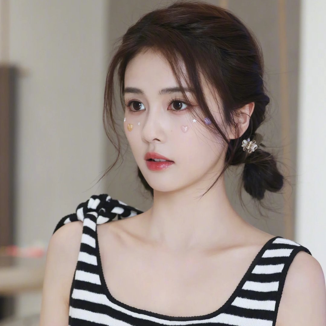 白鹿头像美颜暴击