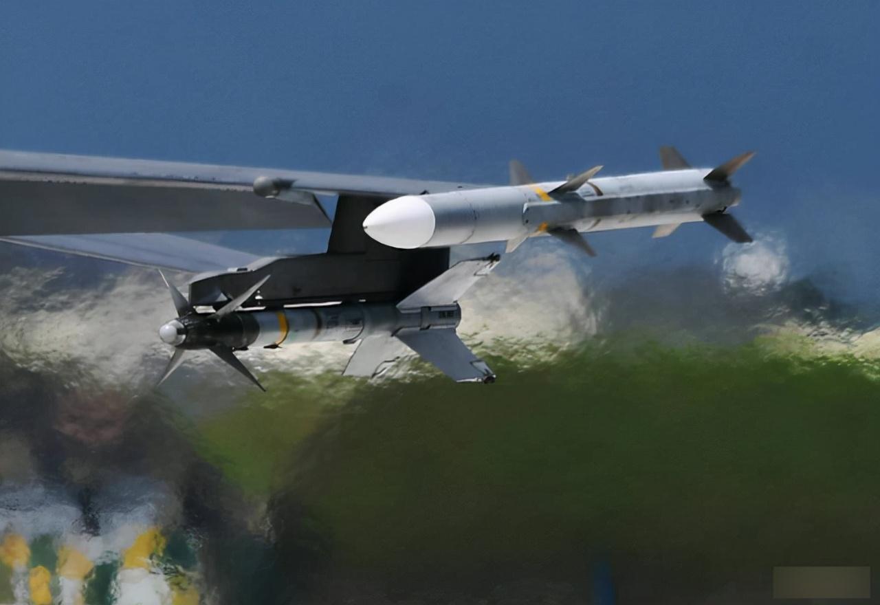 当F16遇到歼16,怎么办?台军少校:四联队每个飞行员都遇到过休闲区蓝鸢梦想 - Www.slyday.coM 当F16遇到歼16,怎么办?台军少校:四联队每个飞行员都遇到过休闲区蓝鸢梦想 - Www.slyday.coM