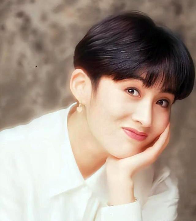 90年代明星发型图片