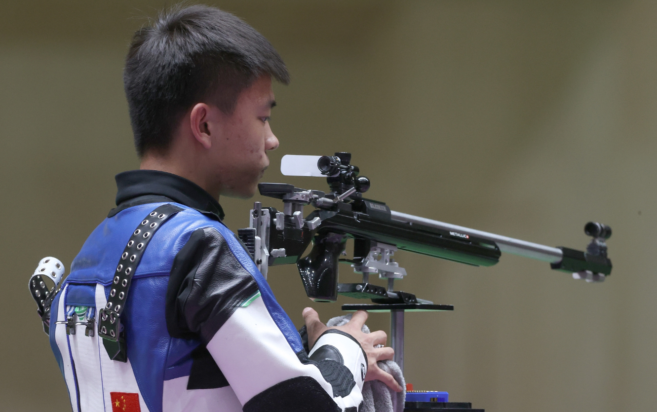 爆发中国健儿1小时连斩4金00后枪神出炉自行车项目送惊喜