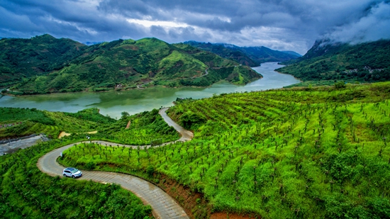 安顺关岭切实做好巩固拓展脱贫成果与乡村振兴有效衔接