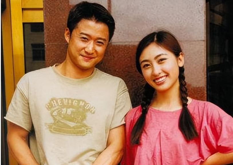 她先恋大25岁张铁林，再嫁大23岁李子雄，如今41岁过得怎样？|侯俊杰|雅琦|张铁林_新浪新闻