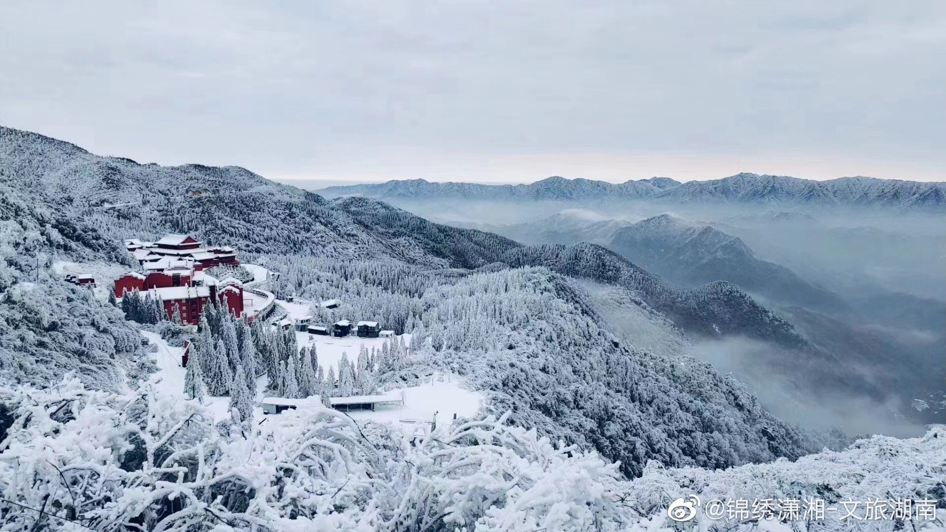 这样纯洁美好的雪景是永州阳明山宝藏般的存在