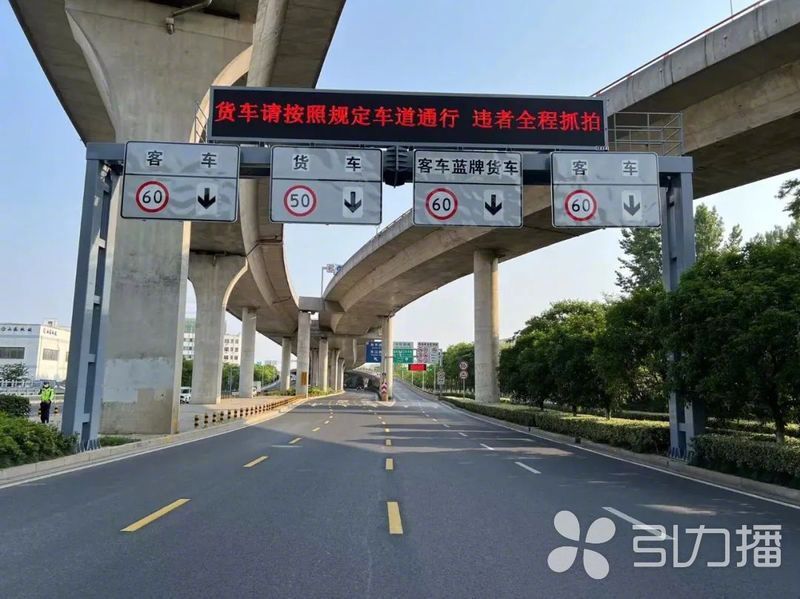 500万VS“个”④休闲区蓝鸢梦想 - Www.slyday.coM 500万VS“个”④休闲区蓝鸢梦想 - Www.slyday.coM